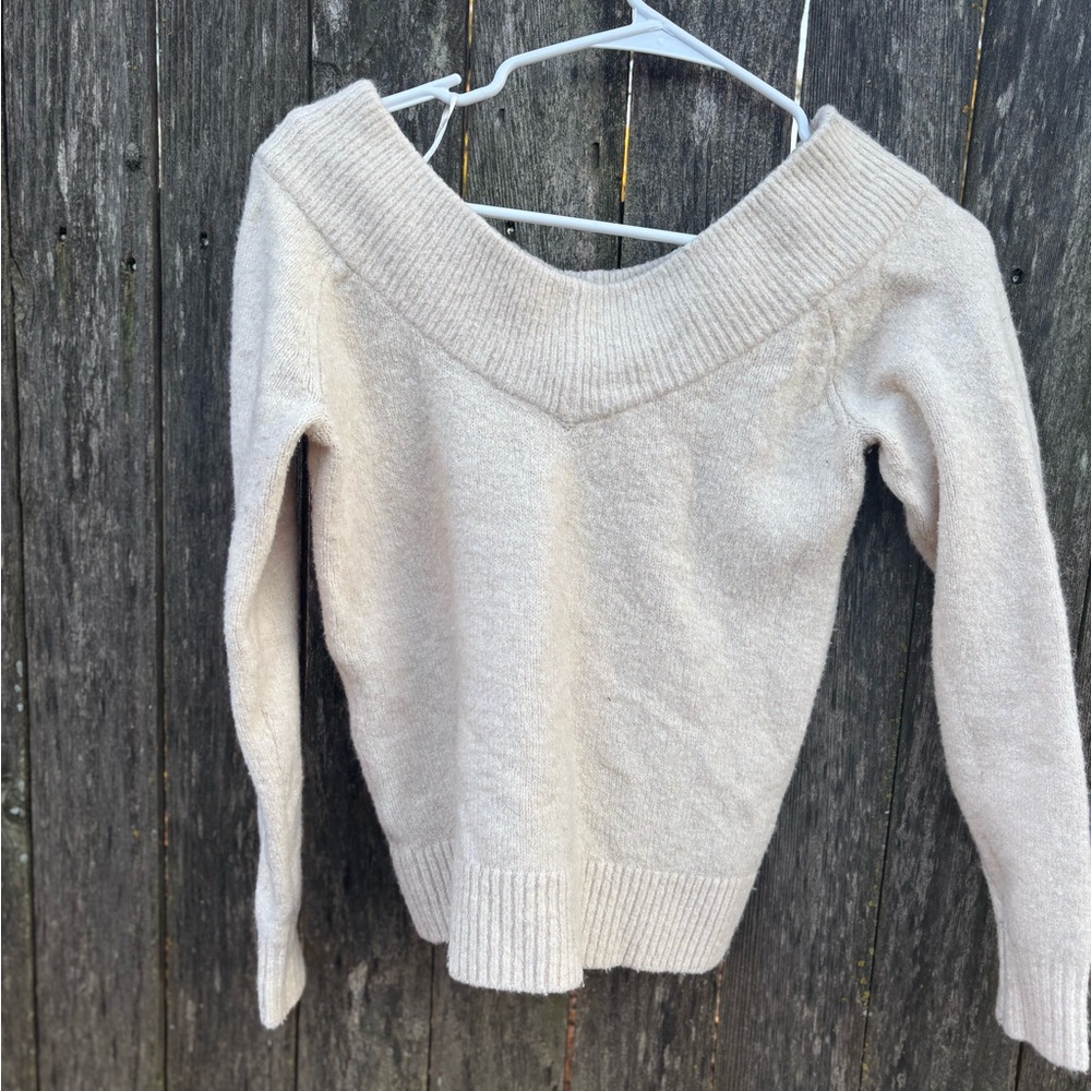 H&M Minimalist Romantic Off-Shoulder Cream Soft Knit Sweater